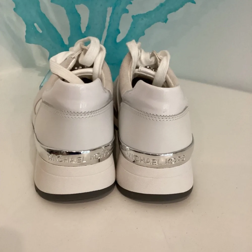 REDUCED NEW Michael Kors Women White Leather Suede Textile Sneakers Shoes Size 7